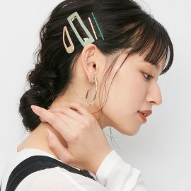 ヘアアクセサリー